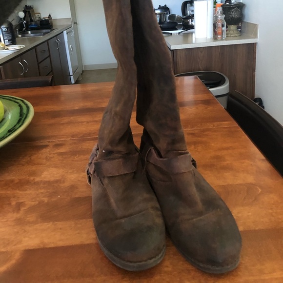 DV western style boots with side buckle. - Picture 5 of 8